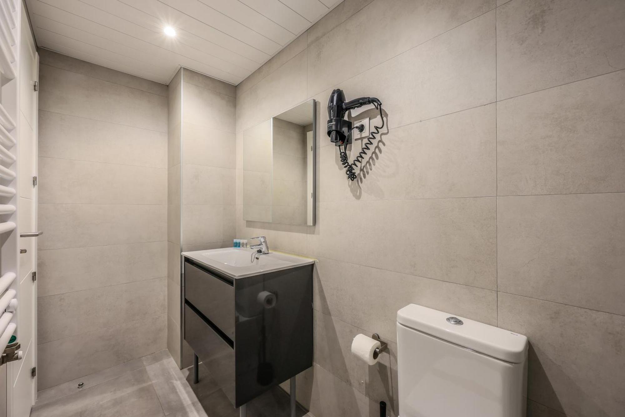 Amazinn Places Blasco De Garay 105 Μαδρίτη Εξωτερικό φωτογραφία